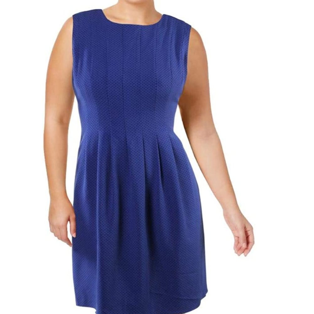 Blue work dress with pockets